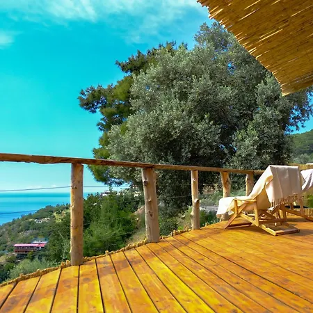 Uzak Treehouse Villa